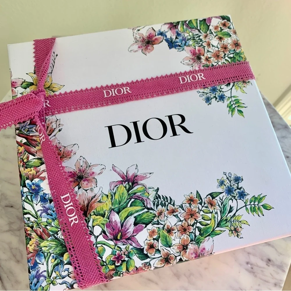 💐 DIOR Blooming Bouquet Floral Collectible Gift Box with Ribbon